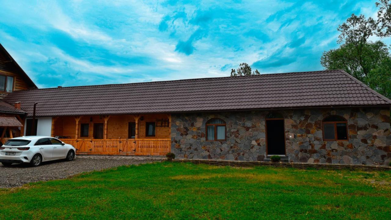 Acasa In Maramures Feresti Exterior foto